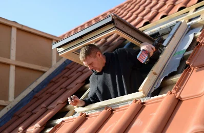 Pose de fenêtres de toit Velux à Champougny